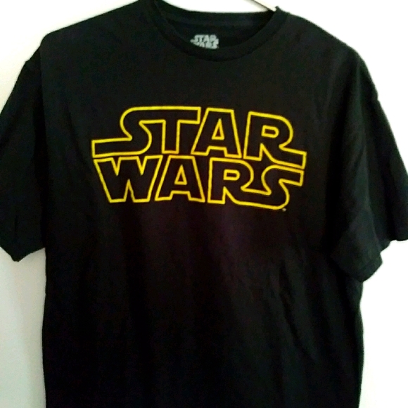 Men's L Star Wars Graphic T-shirt.